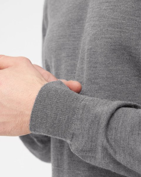 Zoom bild av Milan mens pullover v-neck, stone grey melange