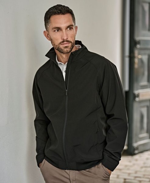 Zoom bild av Club Jacket Black