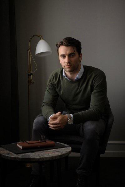 Zoom bild av Elegant round neck, olive