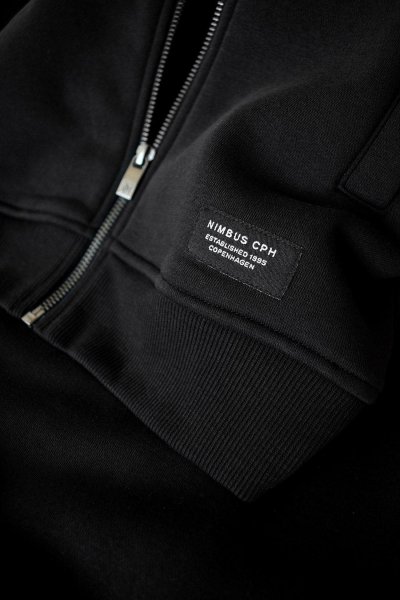 Zoom bild av Woman fashionable trainer, black