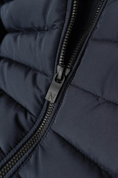 Zoom bild av Woman versatile hybrid jacket, navy
