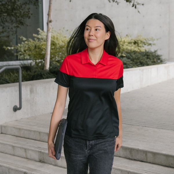 Zoom bild av Women's Monterey Two-Tone S/S Polo, black/red