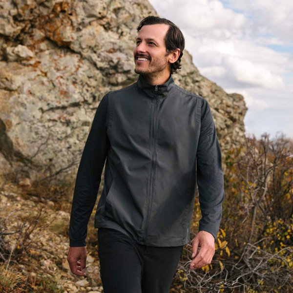 Zoom bild av Men's Sierra Lightweight Vest, granite