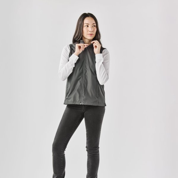 Zoom bild av Women's Sierra Lightweight Vest, granite